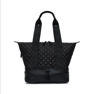 CARAA SPORT TOTE